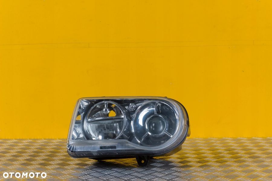 CHRYSLER 300C 2005- REFLEKTOR LAMPA PRZÓD LEWA USA