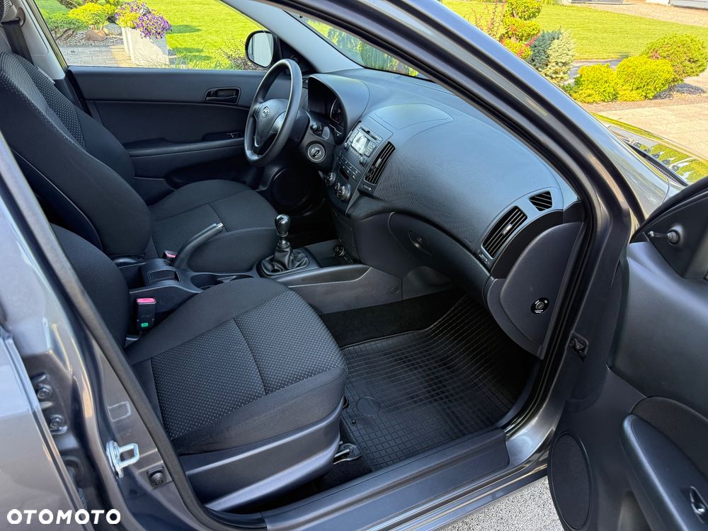 Hyundai i30 1.4 Blue Comfort - 15