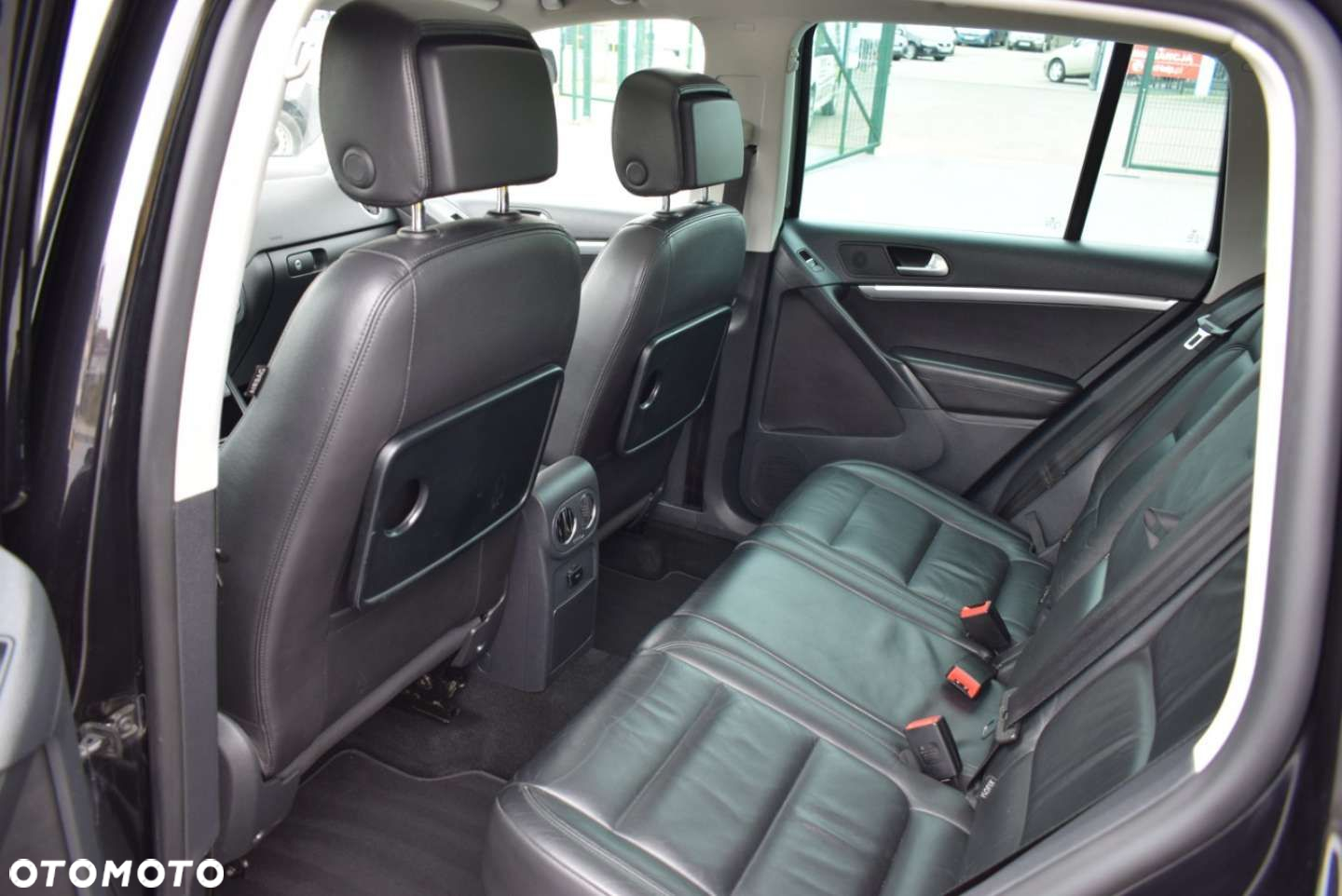 Volkswagen Tiguan - 22