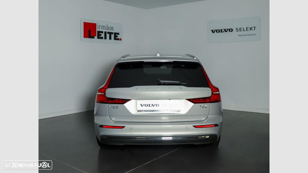 Volvo V60 2.0 T6 AWD TE Core - 4