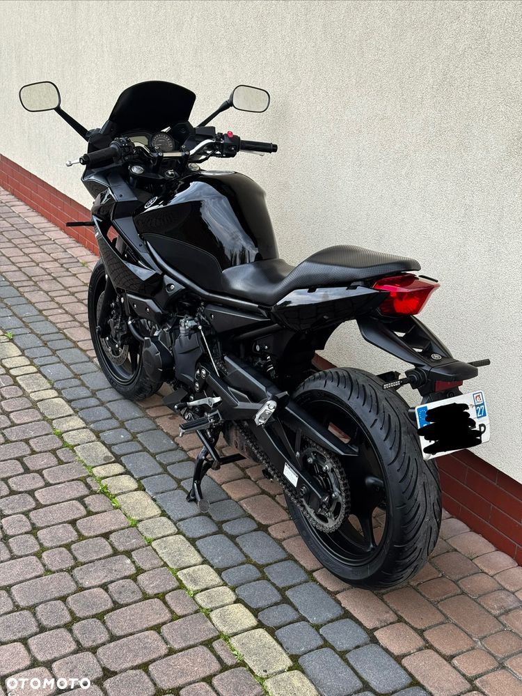 Yamaha XJ - 6
