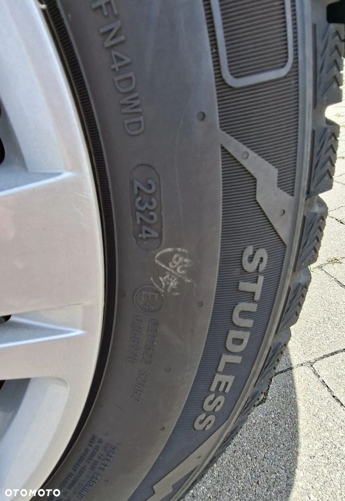 Peugeot 208 1.4 HDi Access - 16