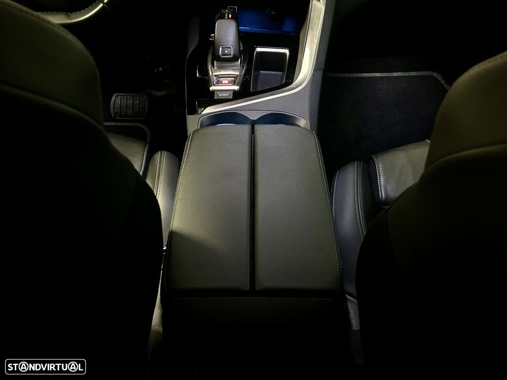 Peugeot 5008 1.2 PureTech Allure EAT8 - 38