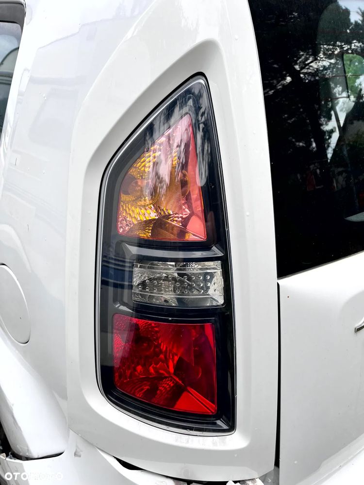 KIA SOUL I 08-11 KOLOR 1D LAMPA LEWY TYŁ LEWA TYLNA ORYGINAŁ