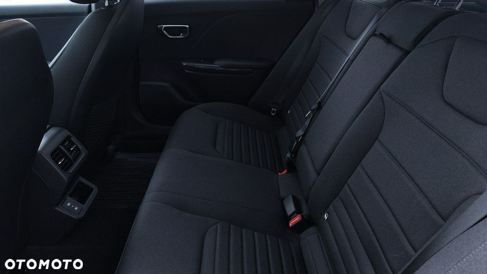 Kia K4 - 17
