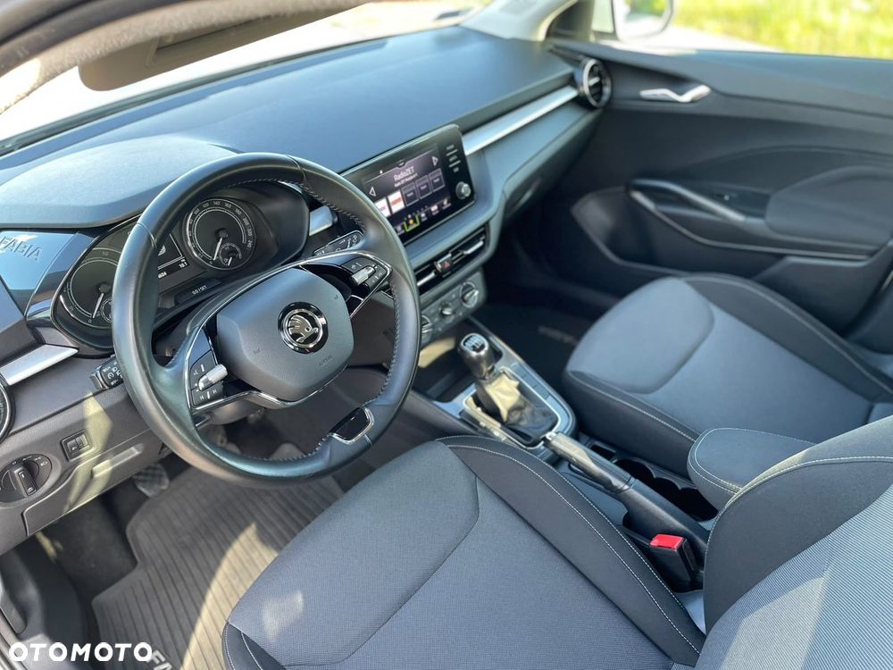 Skoda Fabia 1.0 TSI Ambition - 8