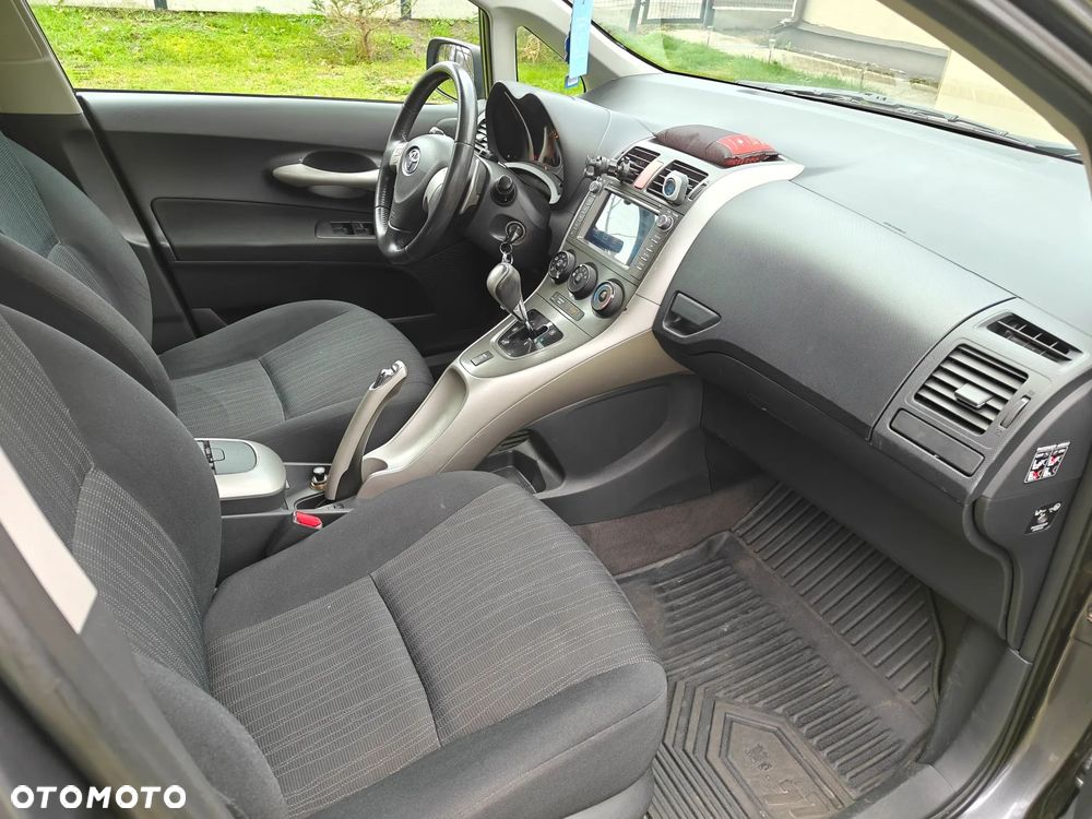 Toyota Auris - 6