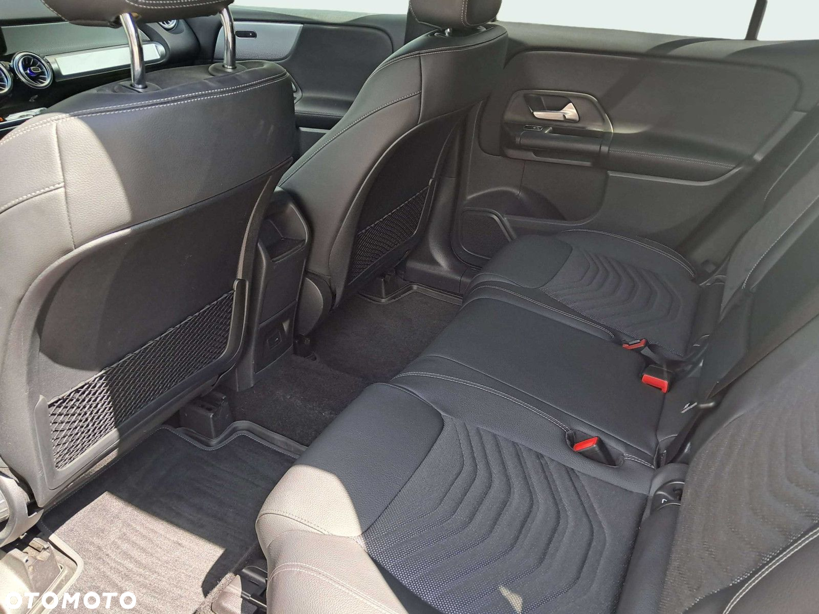 Mercedes-Benz GLB 200 d Style 8G-DCT - 21