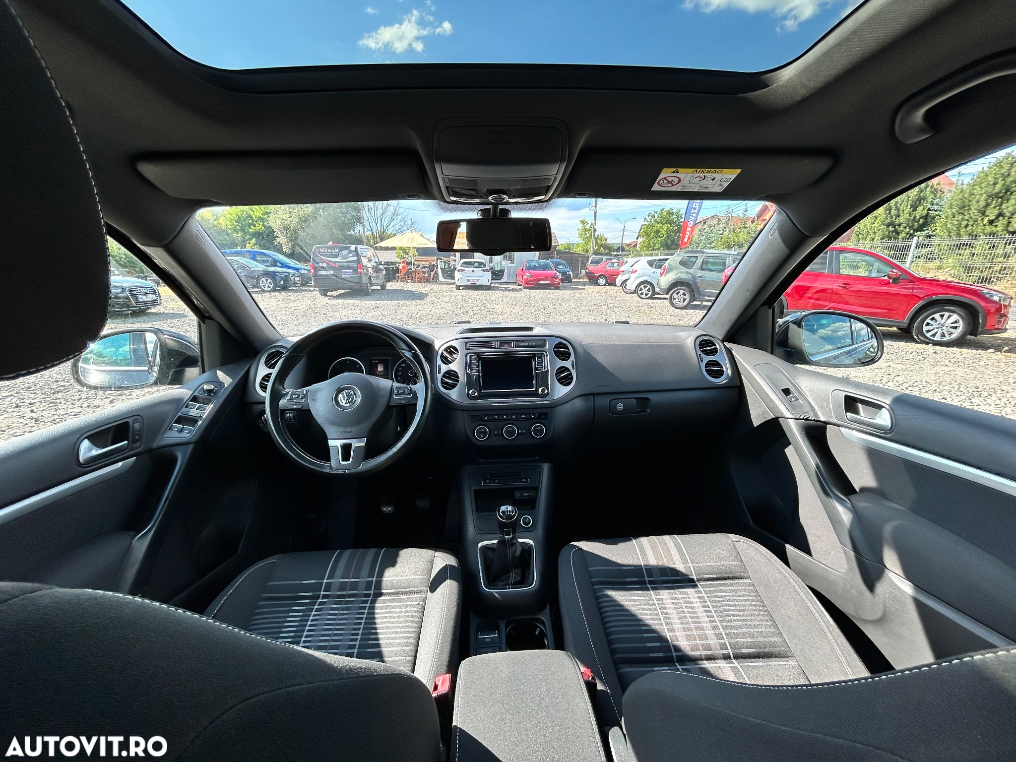 Volkswagen Tiguan 2.0 TDI SCR 4MOTION BlueMotion Technology Track & Style - 2