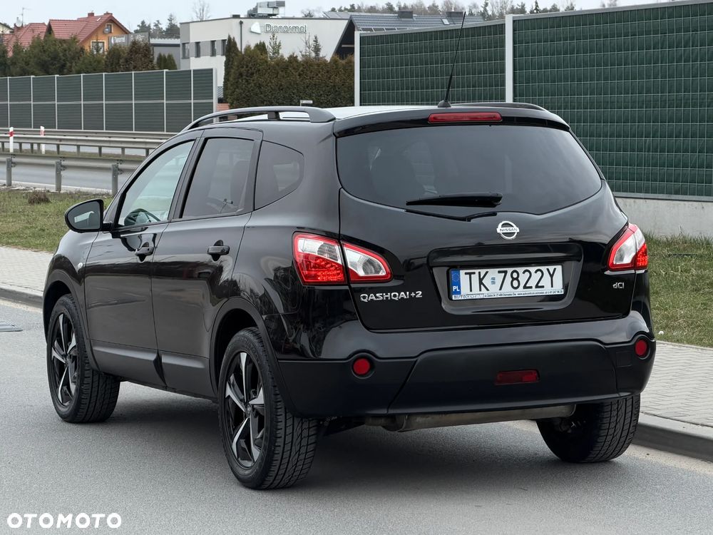 Nissan Qashqai+2 - 2
