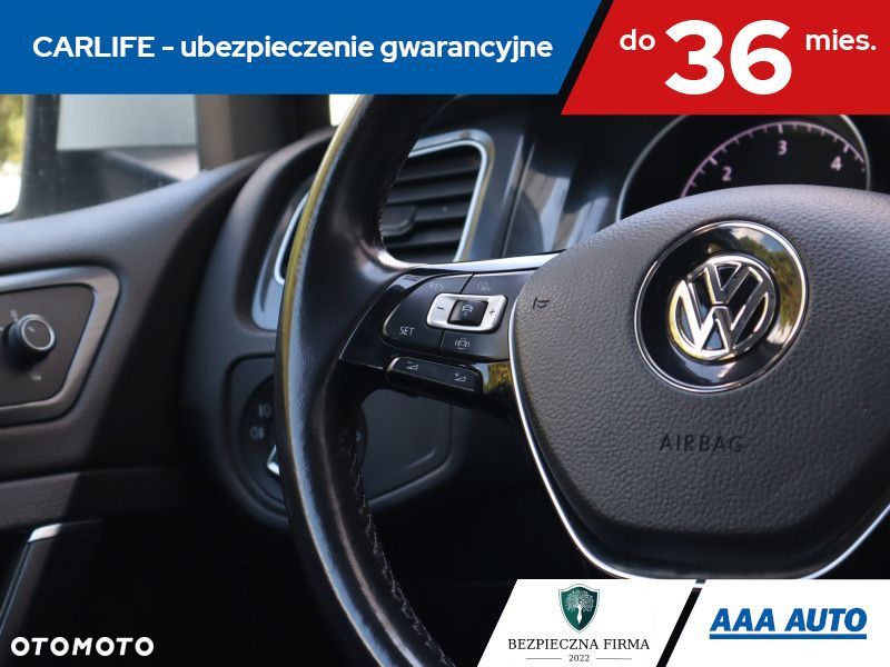 Volkswagen Golf - 18