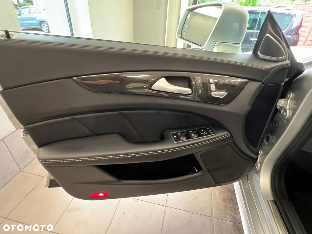 Mercedes-Benz CLS 350 d 4-Matic - 16