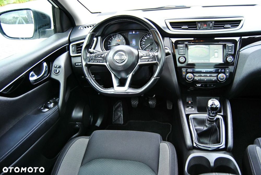 Nissan Qashqai 1.3 DIG-T Tekna - 6