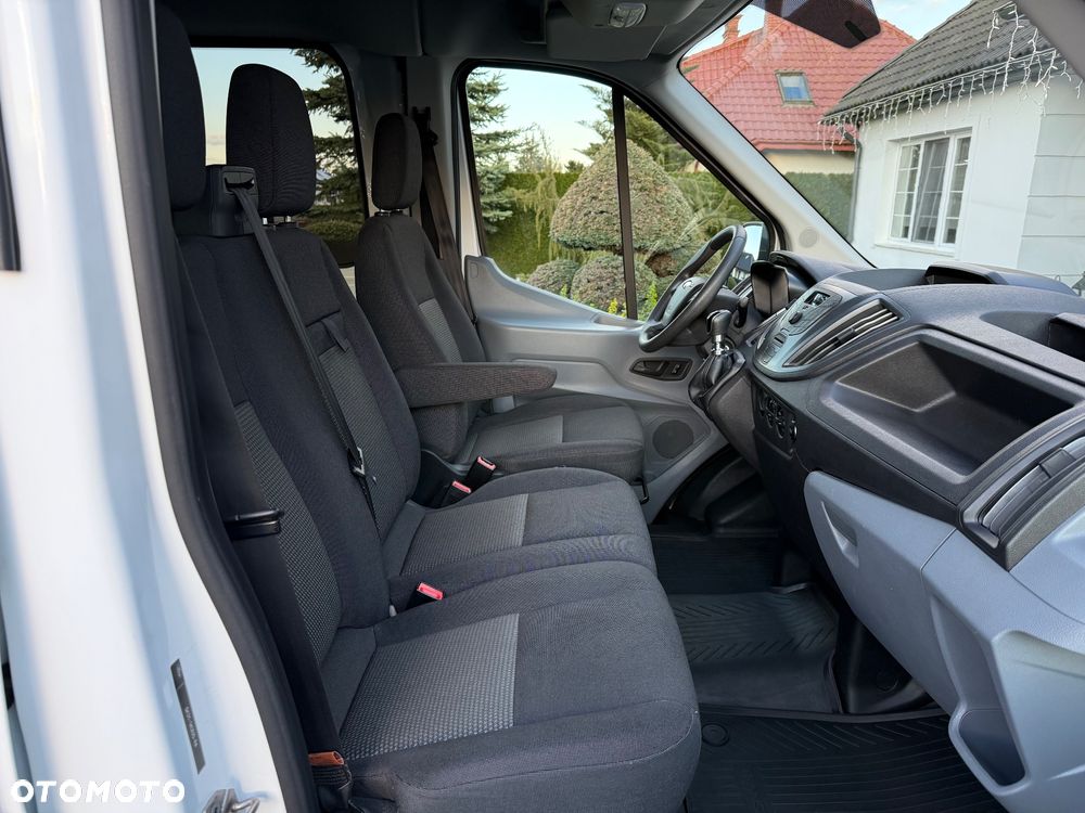 Ford Transit - 24