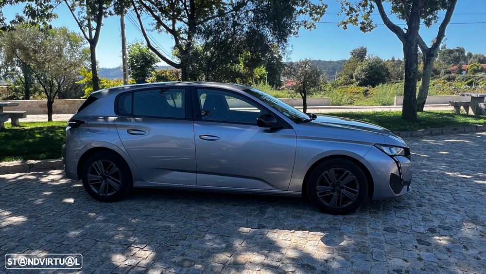 Peugeot 308 - 3