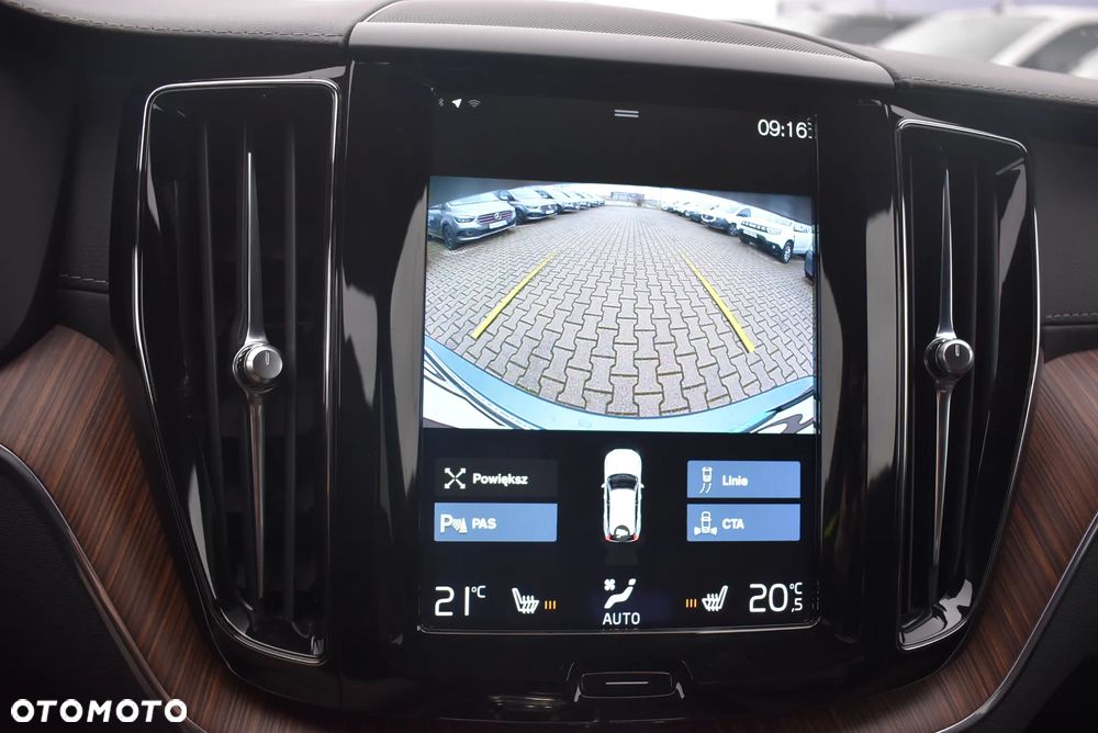 Volvo XC 60 B5 B AWD Inscription - 34