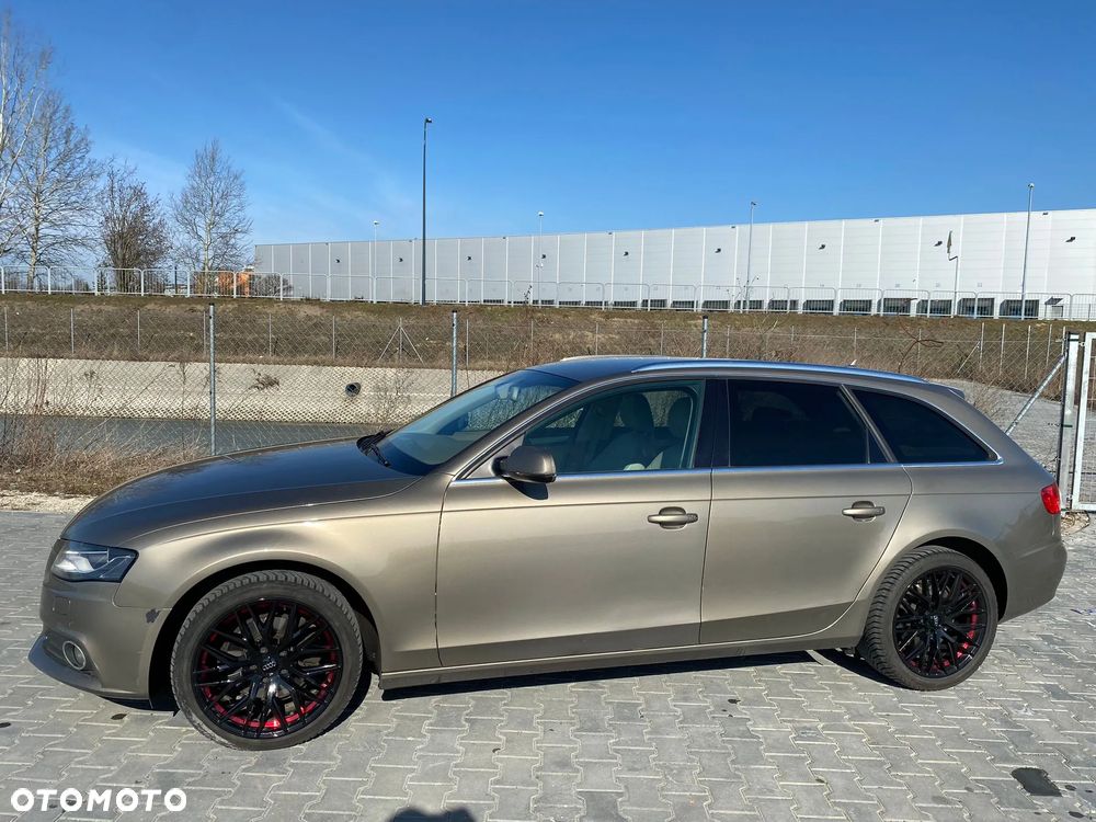 Audi A4 Avant 2.0 TDI DPF Ambition - 8