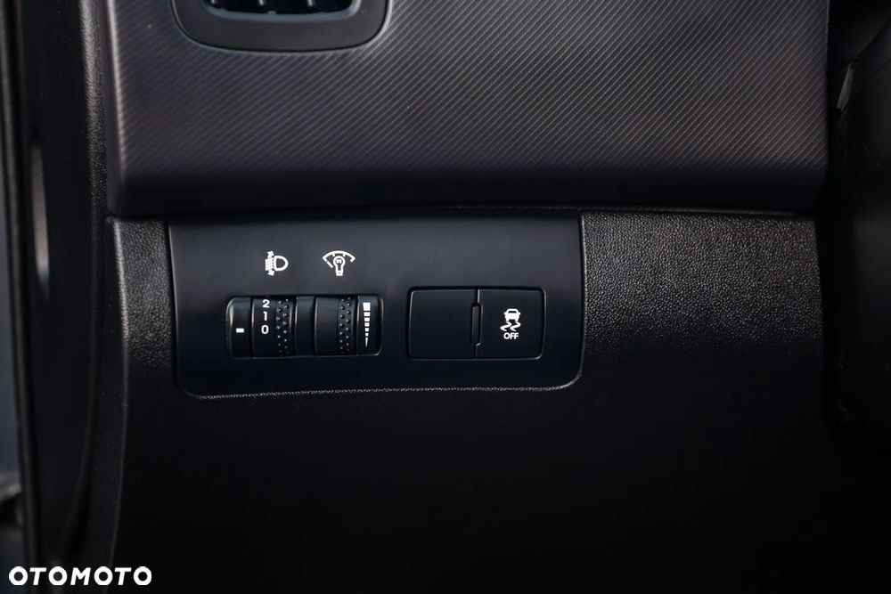Kia Ceed - 26
