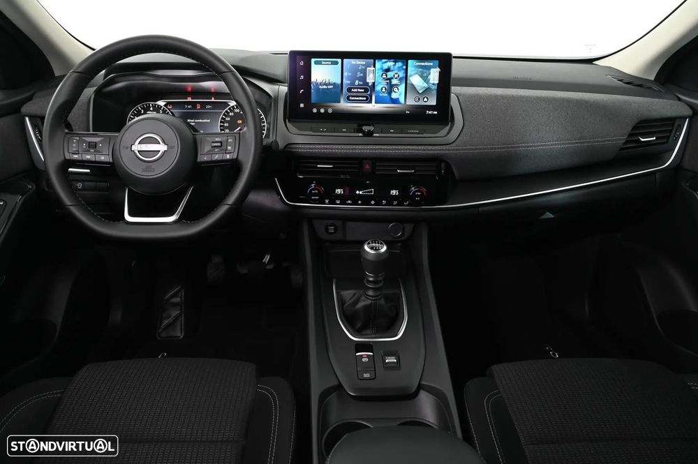 Nissan Qashqai 1.3 DIG-T Engage - 4