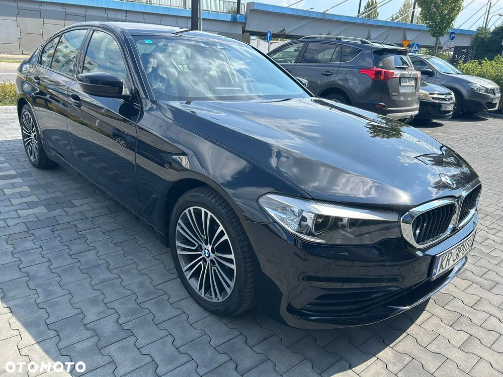 BMW Seria 5 520i - 4