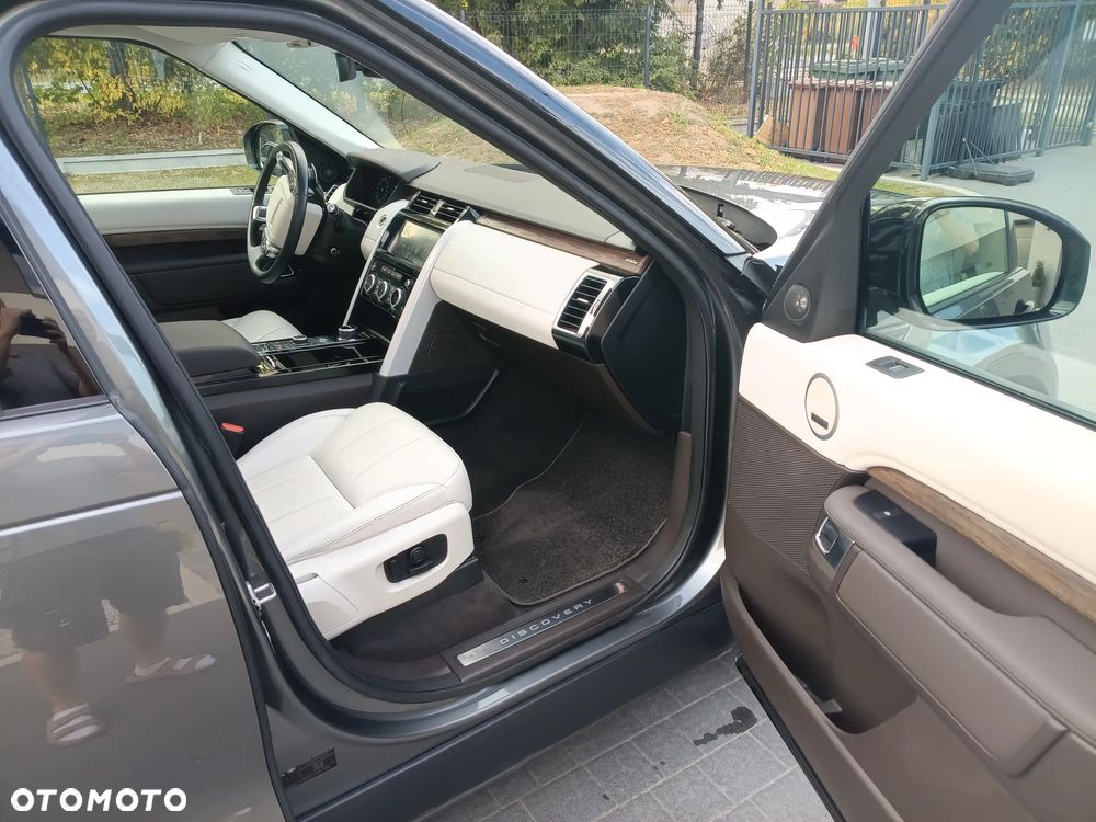 Land Rover Discovery - 30