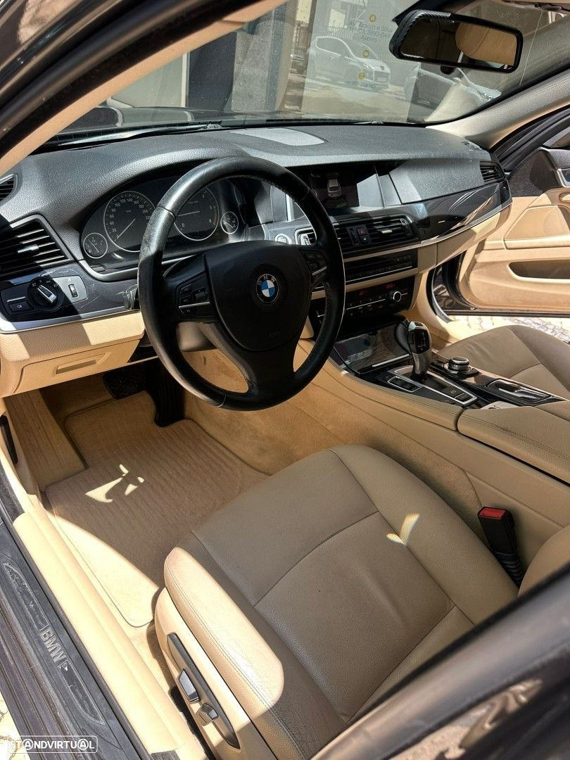 BMW 520 d Auto - 12