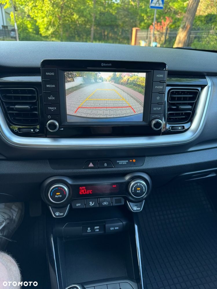 Kia Stonic - 8