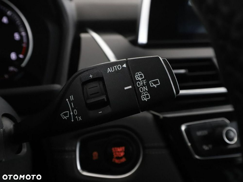 BMW Seria 2 218d GT Sport Line - 33