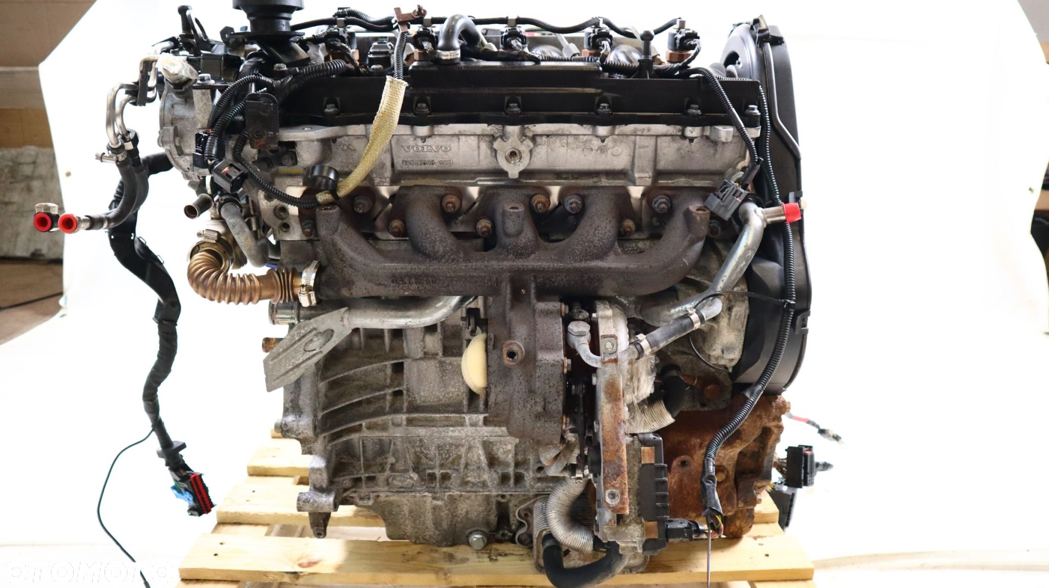 VOLVO V50 2.4 D5 SILNIK D5244T13 - 2