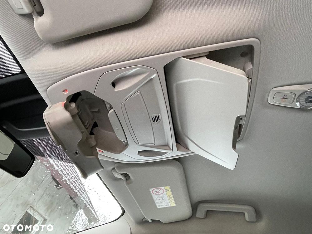 Ford C-MAX 1.5 TDCi Start-Stop-System Titanium - 28