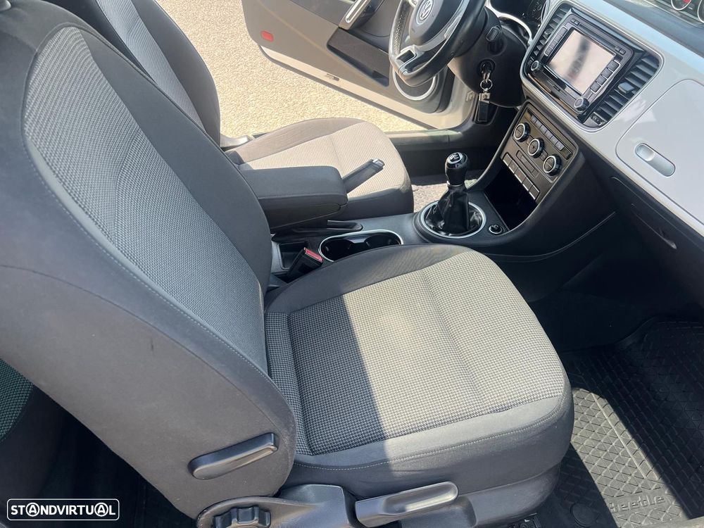 VW New Beetle 1.6 TDI DPF Fender Edition - 8