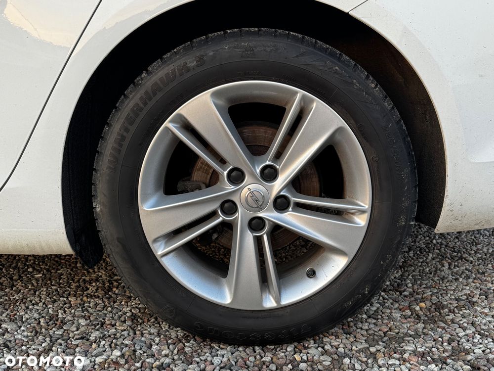 Opel Insignia 1.5 T Innovation S&S Eco - 19