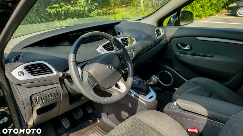 Renault Scenic 1.4 16V TCE Expression - 12