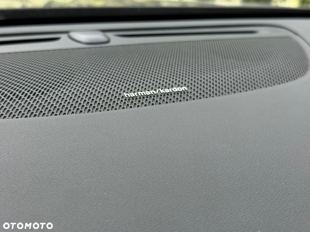 Volvo V60 T6 AWD Geartronic R-Design - 38