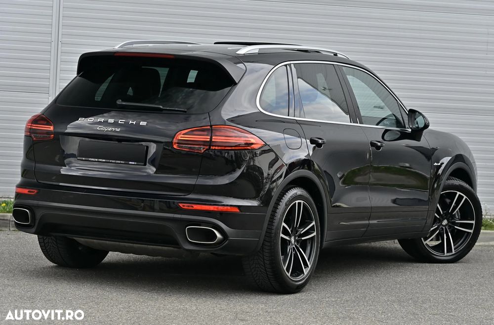 Porsche Cayenne 3.0 L - 9
