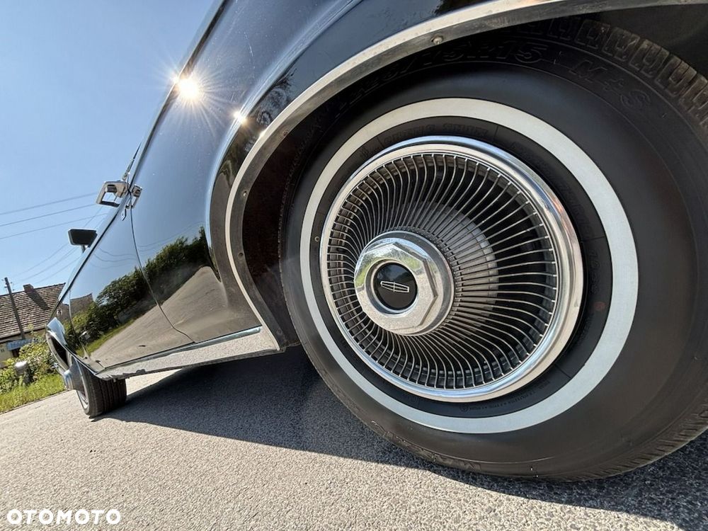 Lincoln Continental - 19