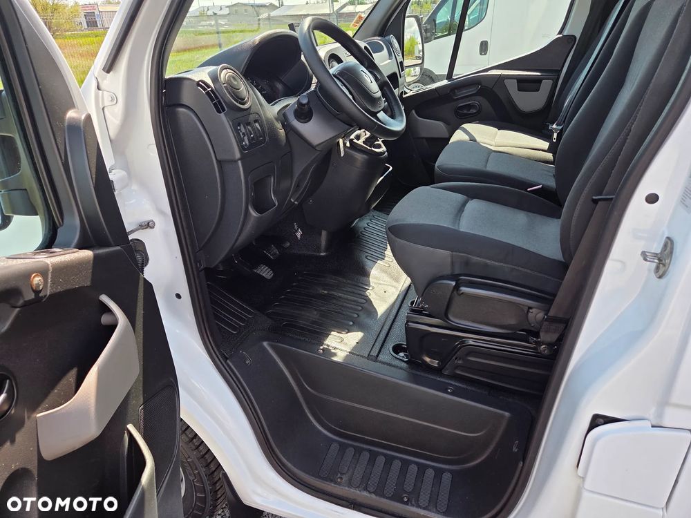 Renault Master - 17