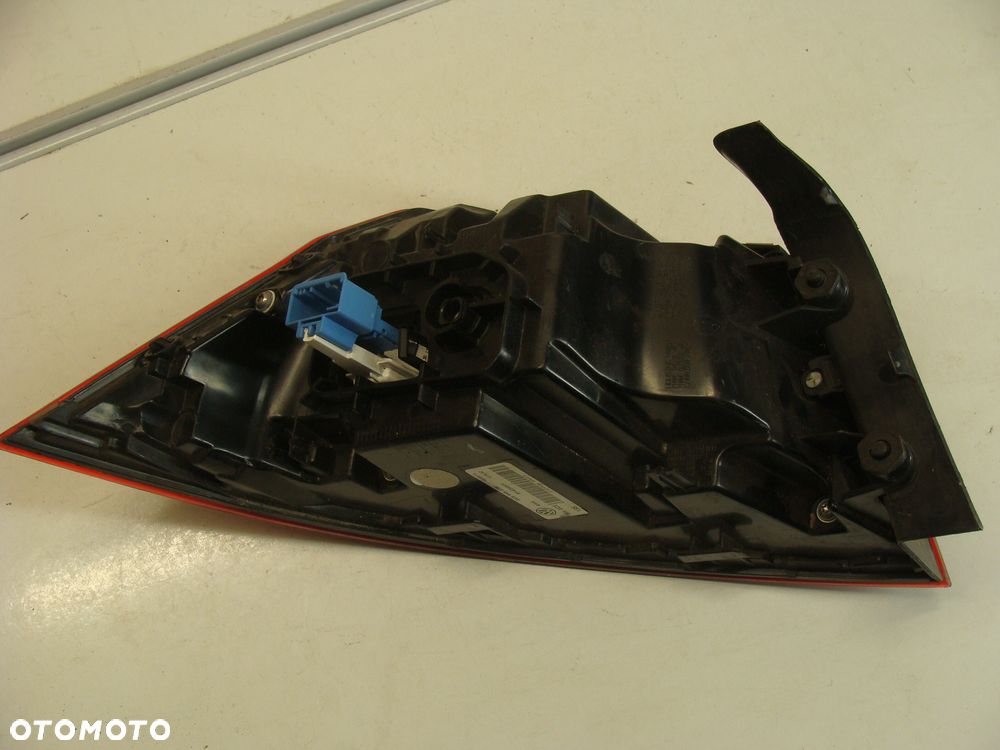 LAMPA PRAWA LED TYLNA VW PASSAT B8 SEDAN 3G5945208 - 6