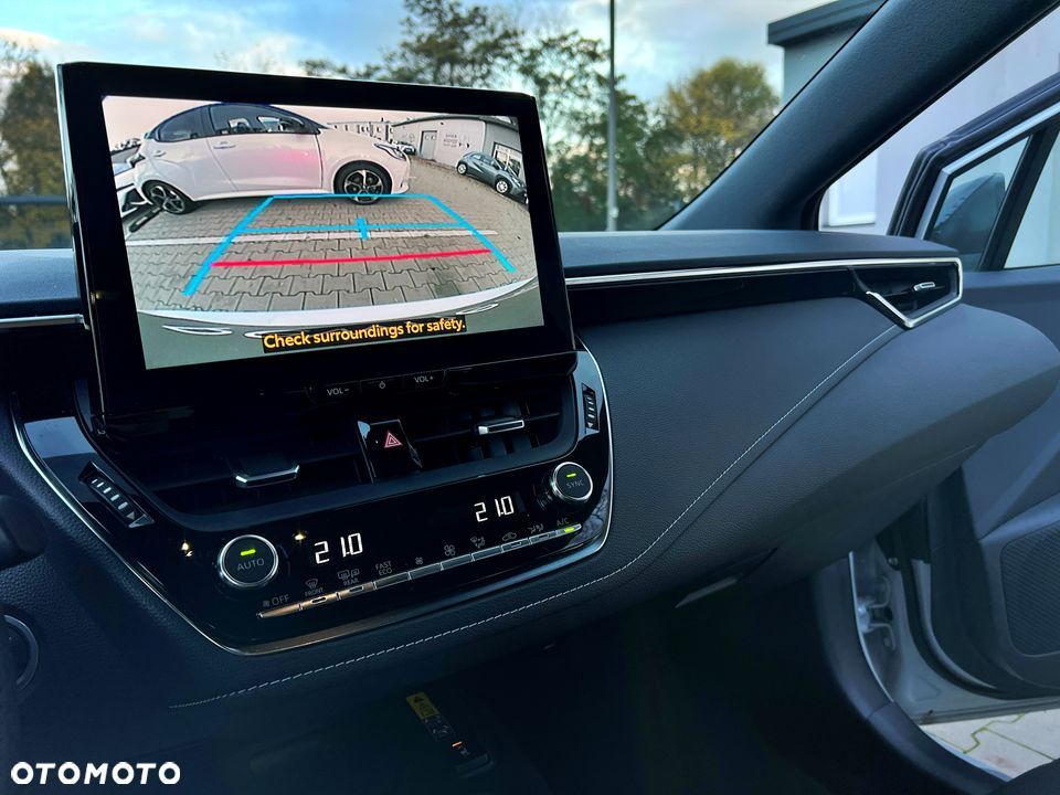 Toyota Corolla 1.8 Hybrid GR Sport Dynamic - 12