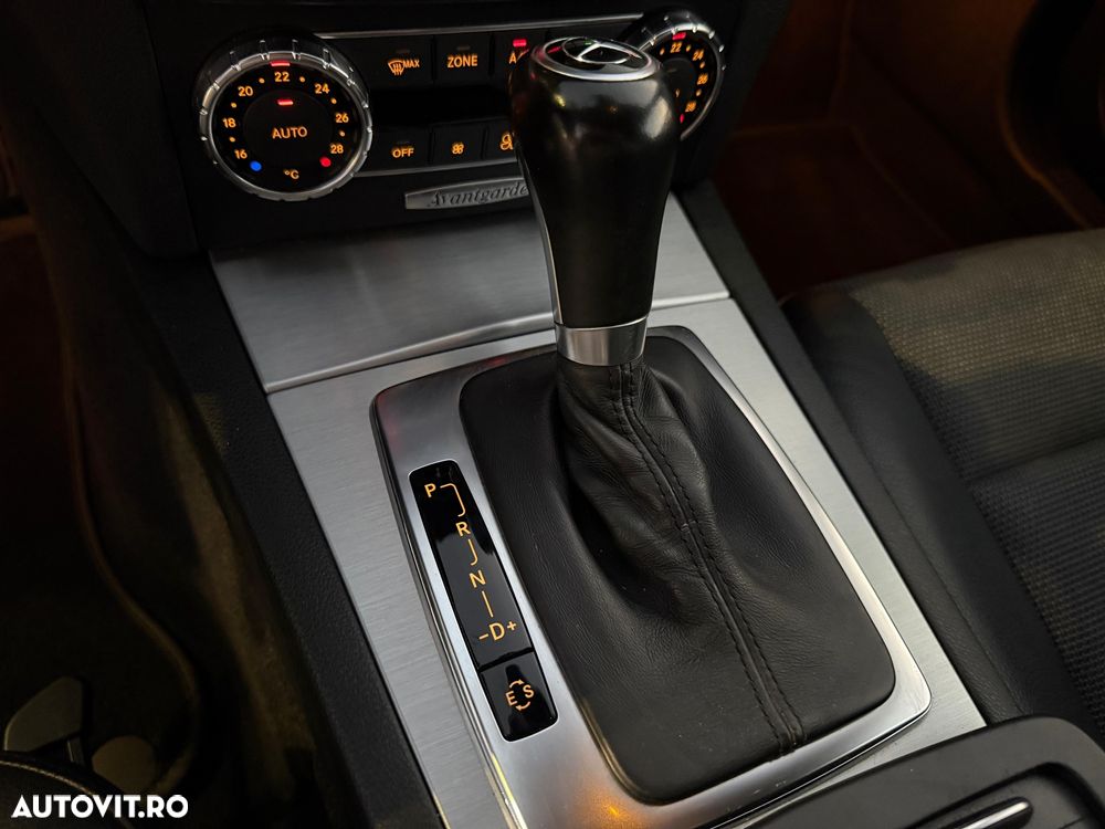 Mercedes-Benz C 200 T (BlueEFFICIENCY) 7G-TRONIC Avantgarde - 9