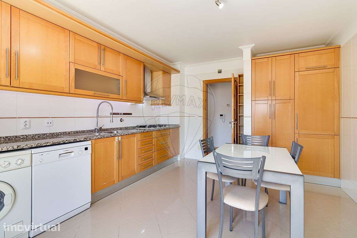 Apartamento T3 para arrendamento - Grande imagem: 2/21