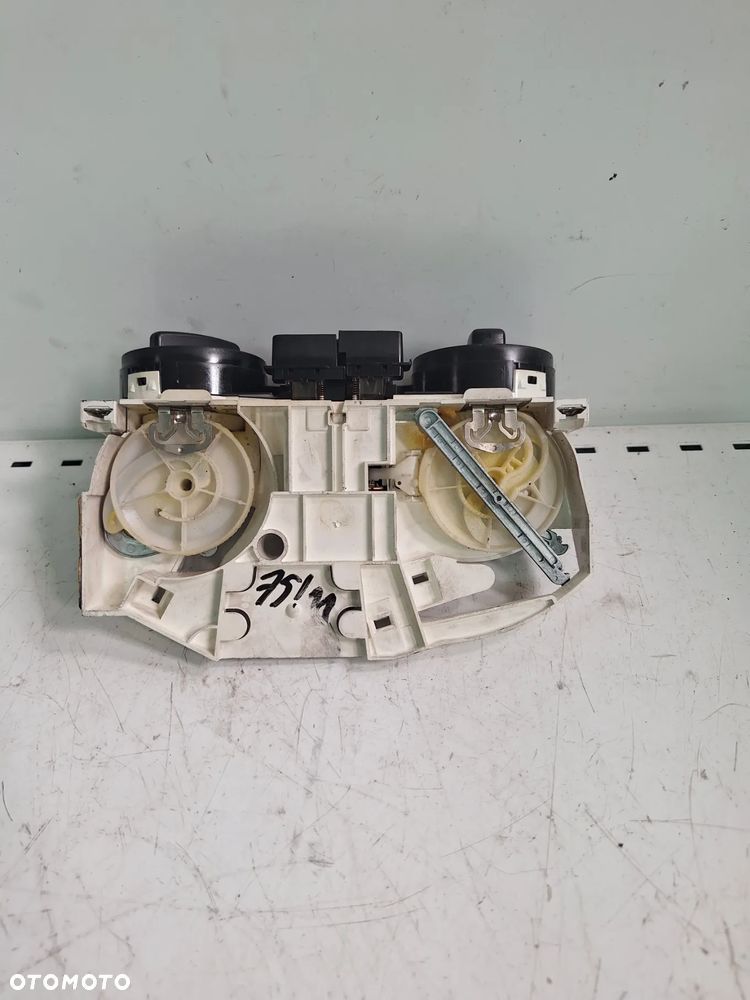 panel nawiewu z  ac skoda octavia  I 1J0820045E   (75/11) - 4