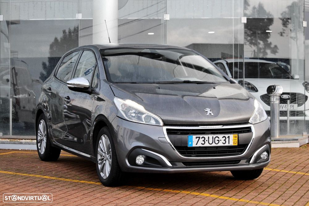 Peugeot 208 1.2 PureTech Style - 1