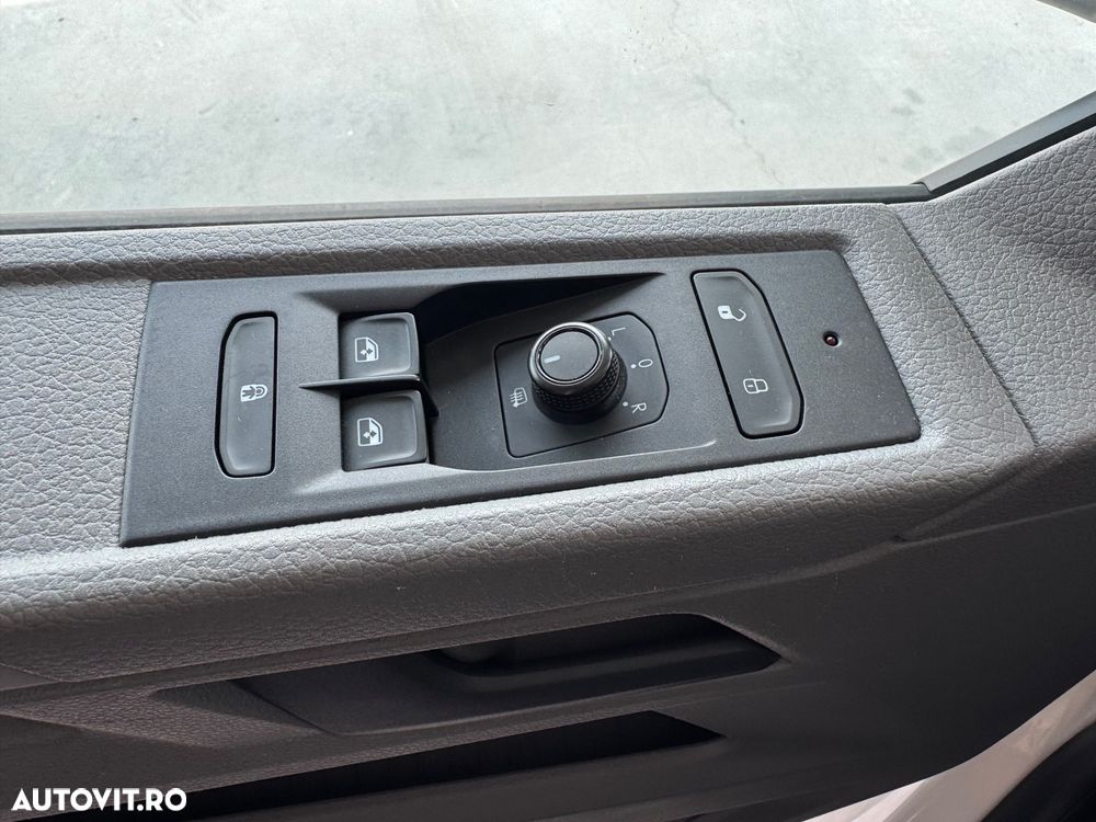 Volkswagen Transporter - 15