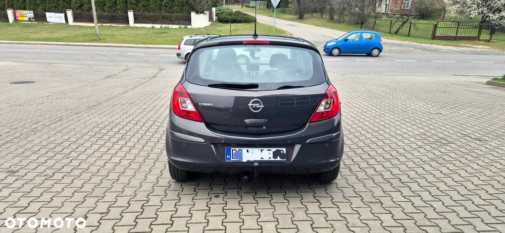 Opel Corsa 1.4 16V Energy - 4