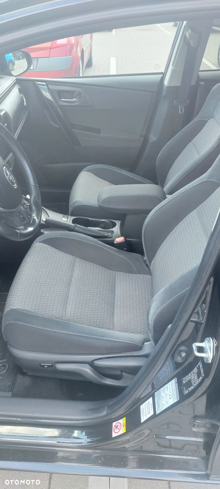 Toyota Auris 1.8 HSD Luna - 7