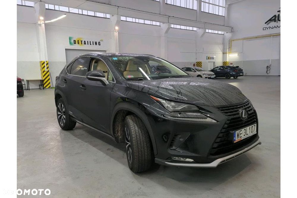 Lexus NX - 4