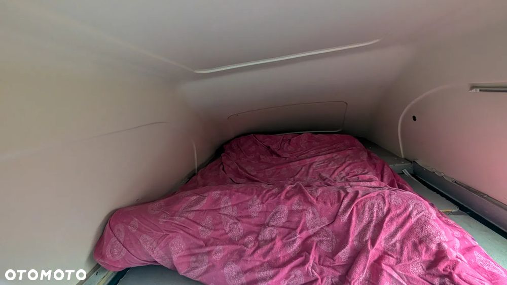 Volkswagen Multivan Standard - 14