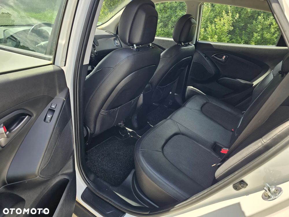 Hyundai ix35 1.7 CRDi Comfort 2WD - 11