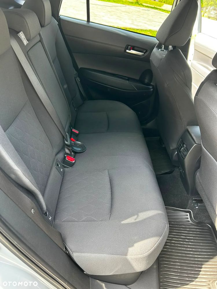 Toyota Corolla Cross 2.0 Hybrid Comfort - 25